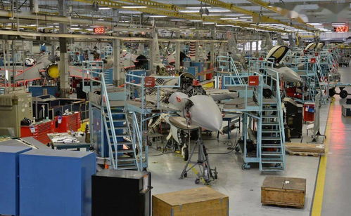 造飛機就像孵小雞,75圖探秘德州 隼窩 沃斯堡工廠